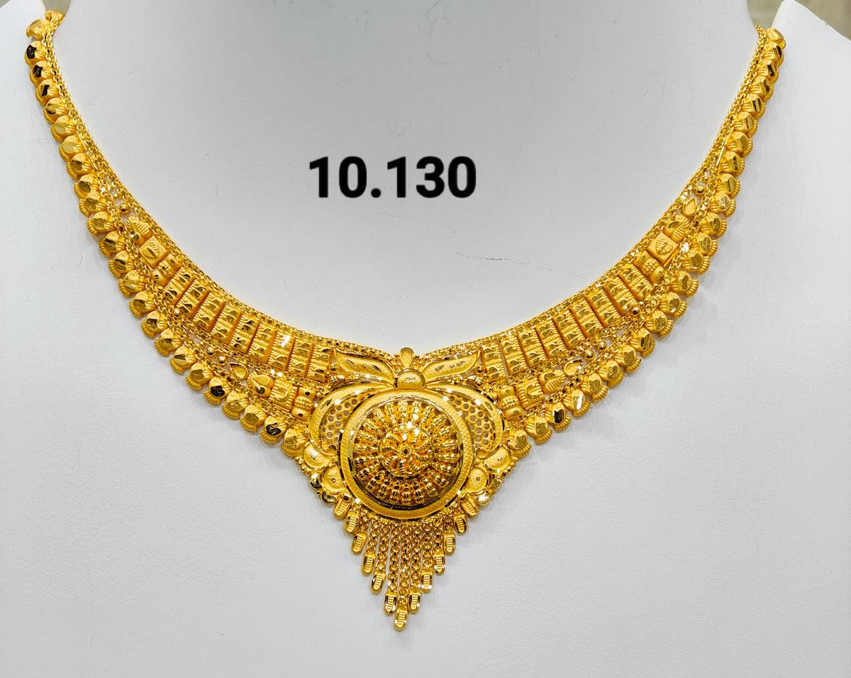 Short regular necklace 357