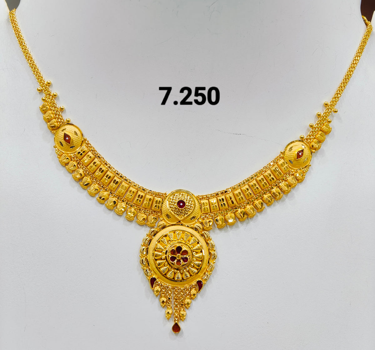 Short regular necklace 374