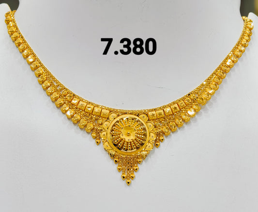 Short regular necklace 333