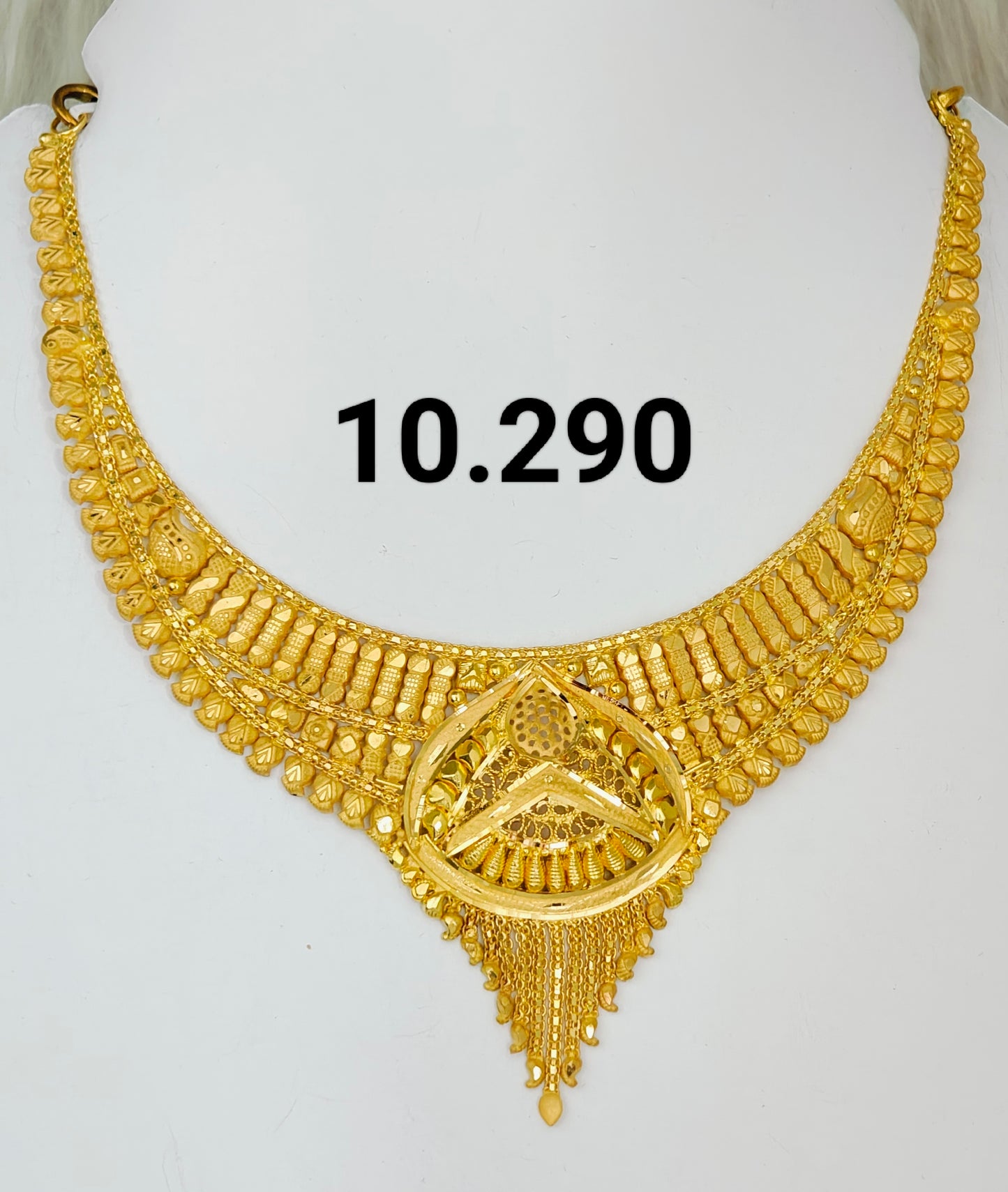 Short regular necklace 261