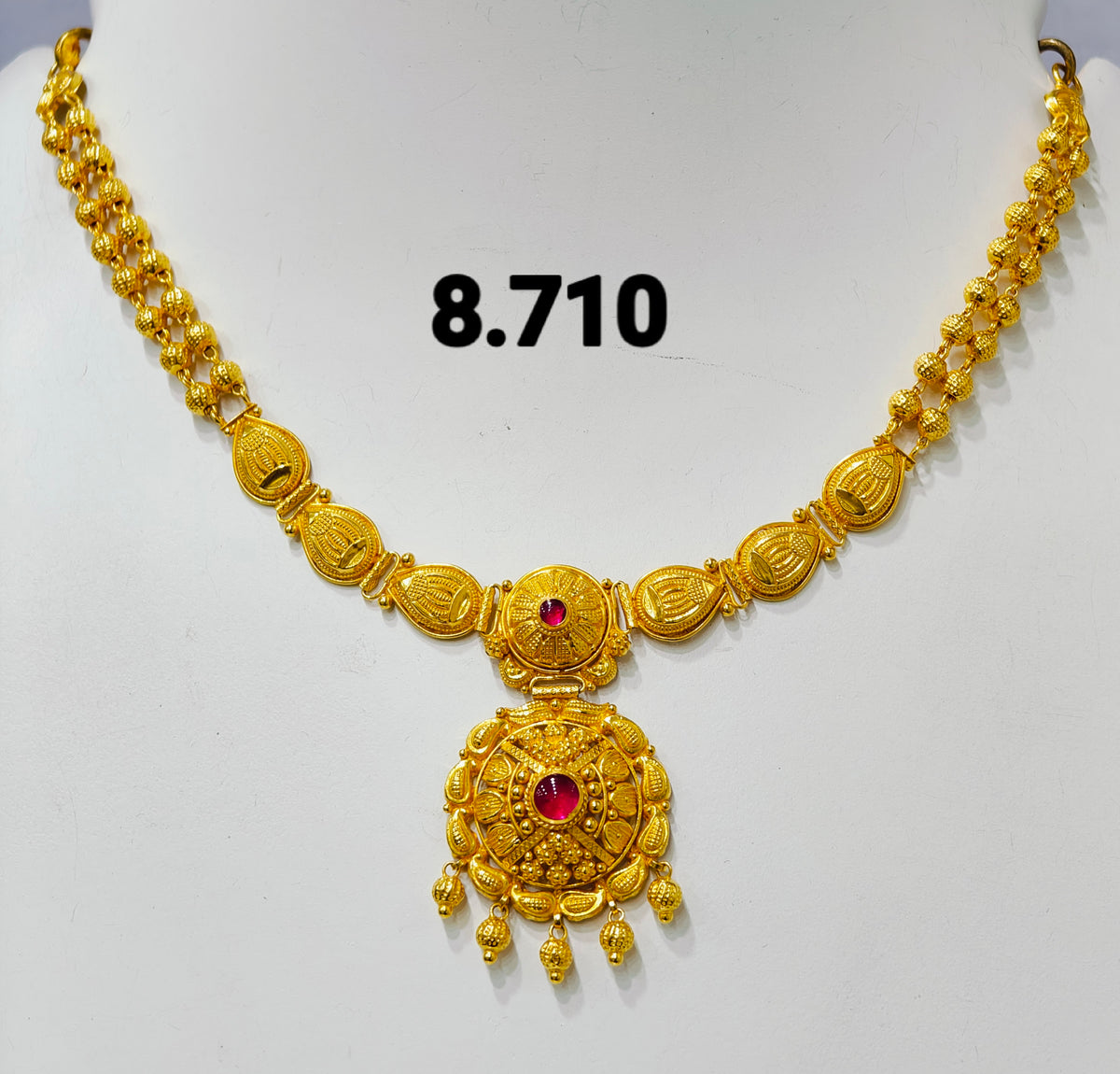 Temple short necklace 109