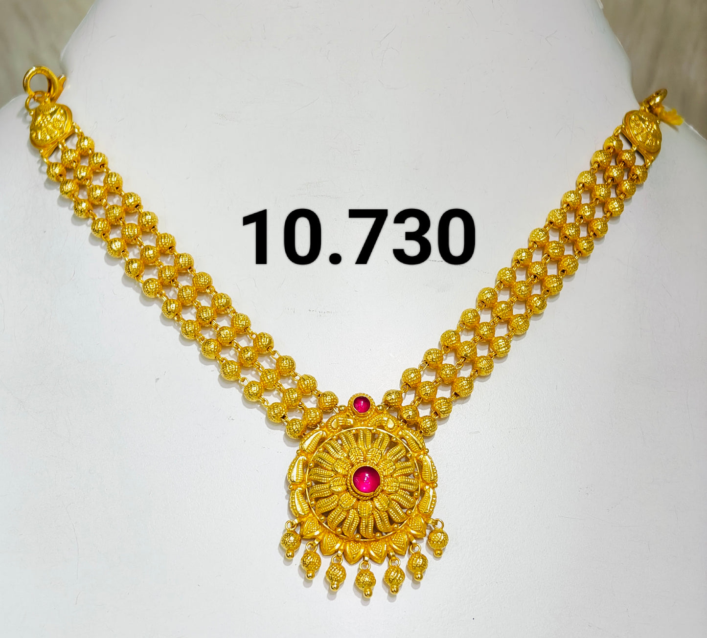 Temple short necklace 066
