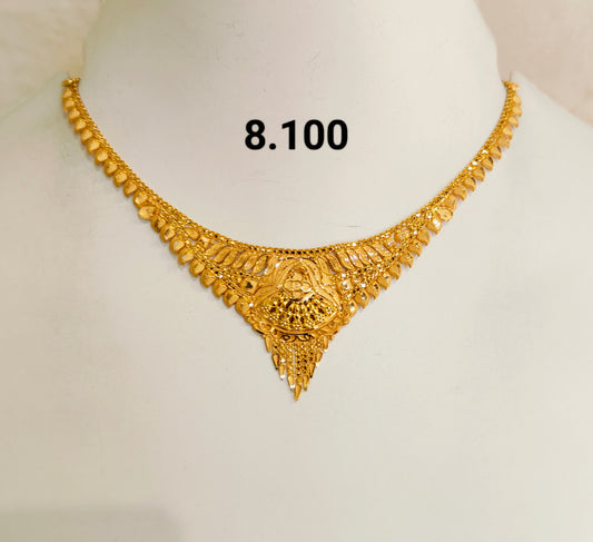 Short regular necklace 183