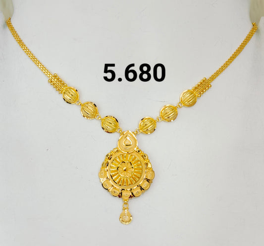Short regular necklace 278