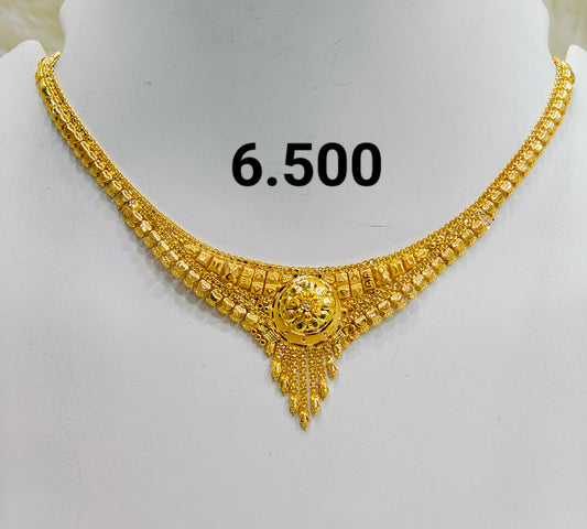 Short regular necklace 219