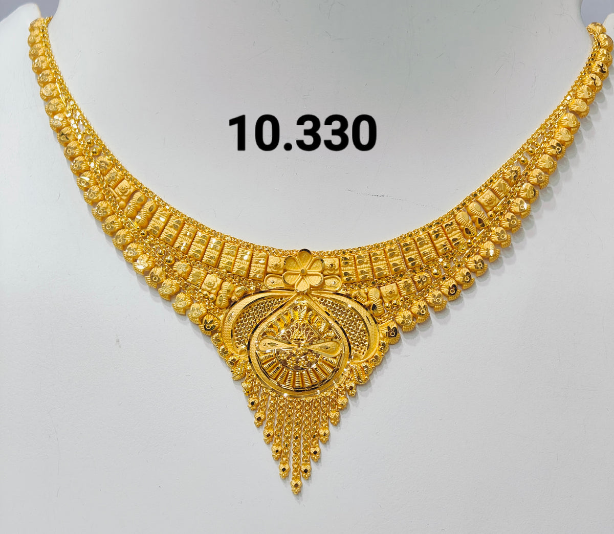 Short regular necklace 349