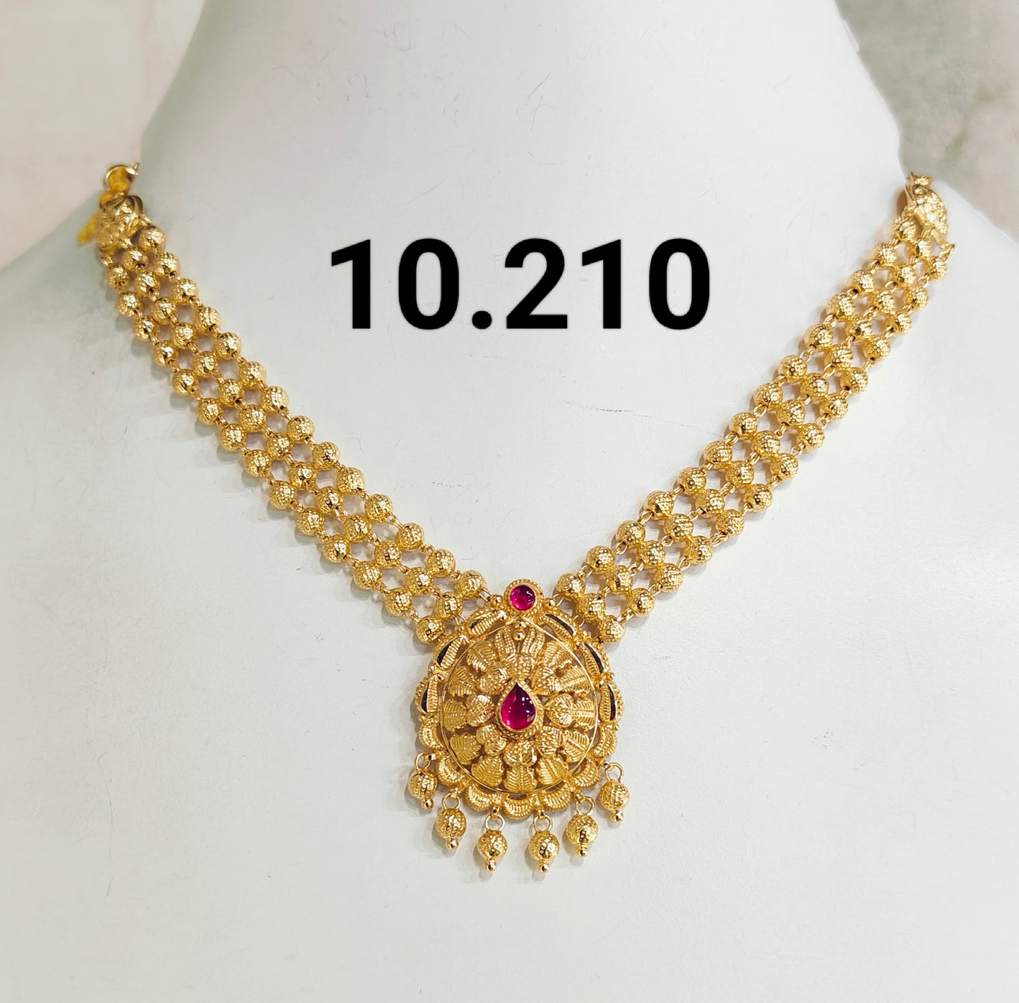 Temple short necklace 048