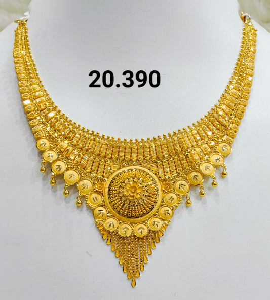 Short regular necklace 205