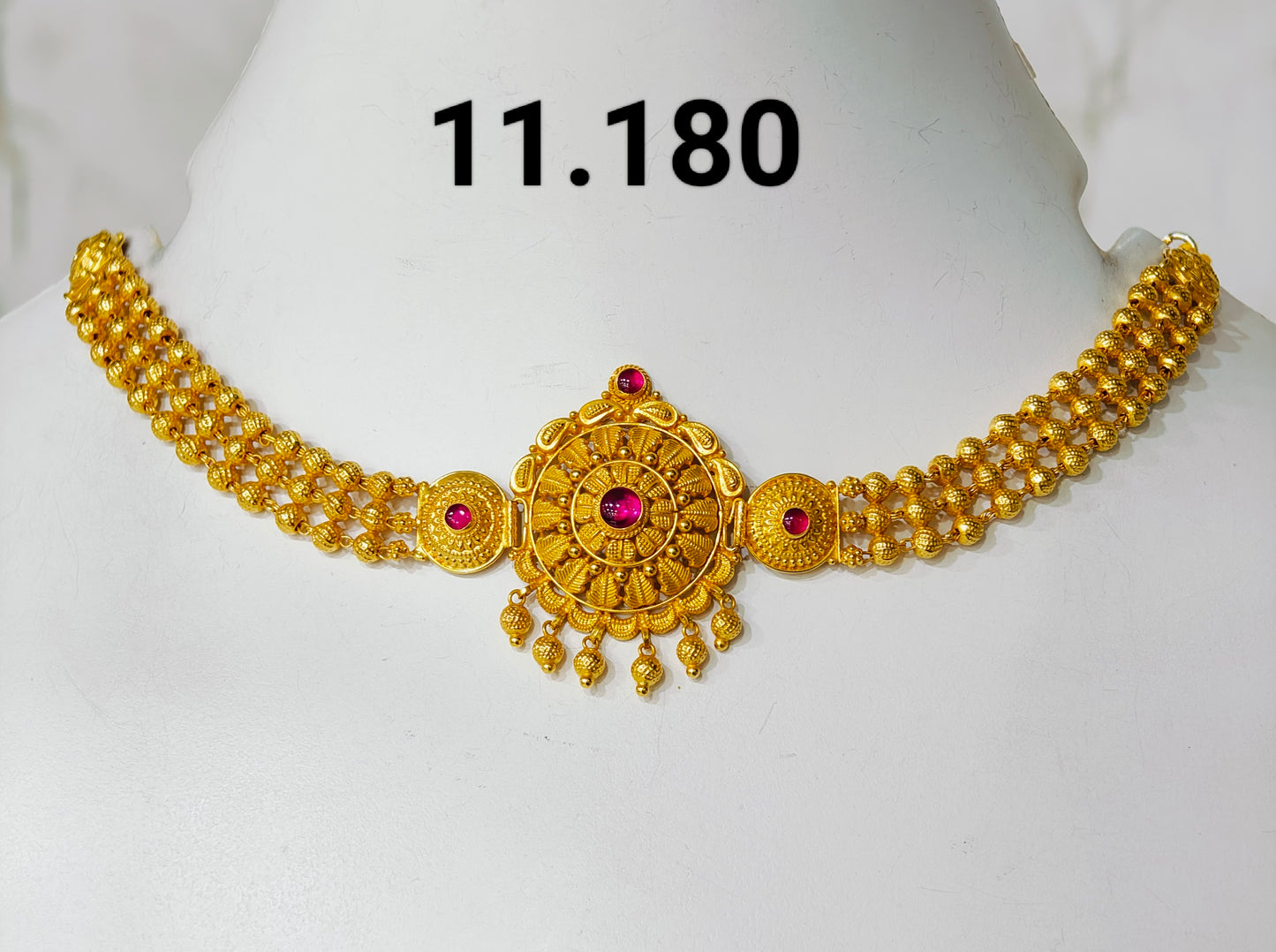 Temple short necklace 063