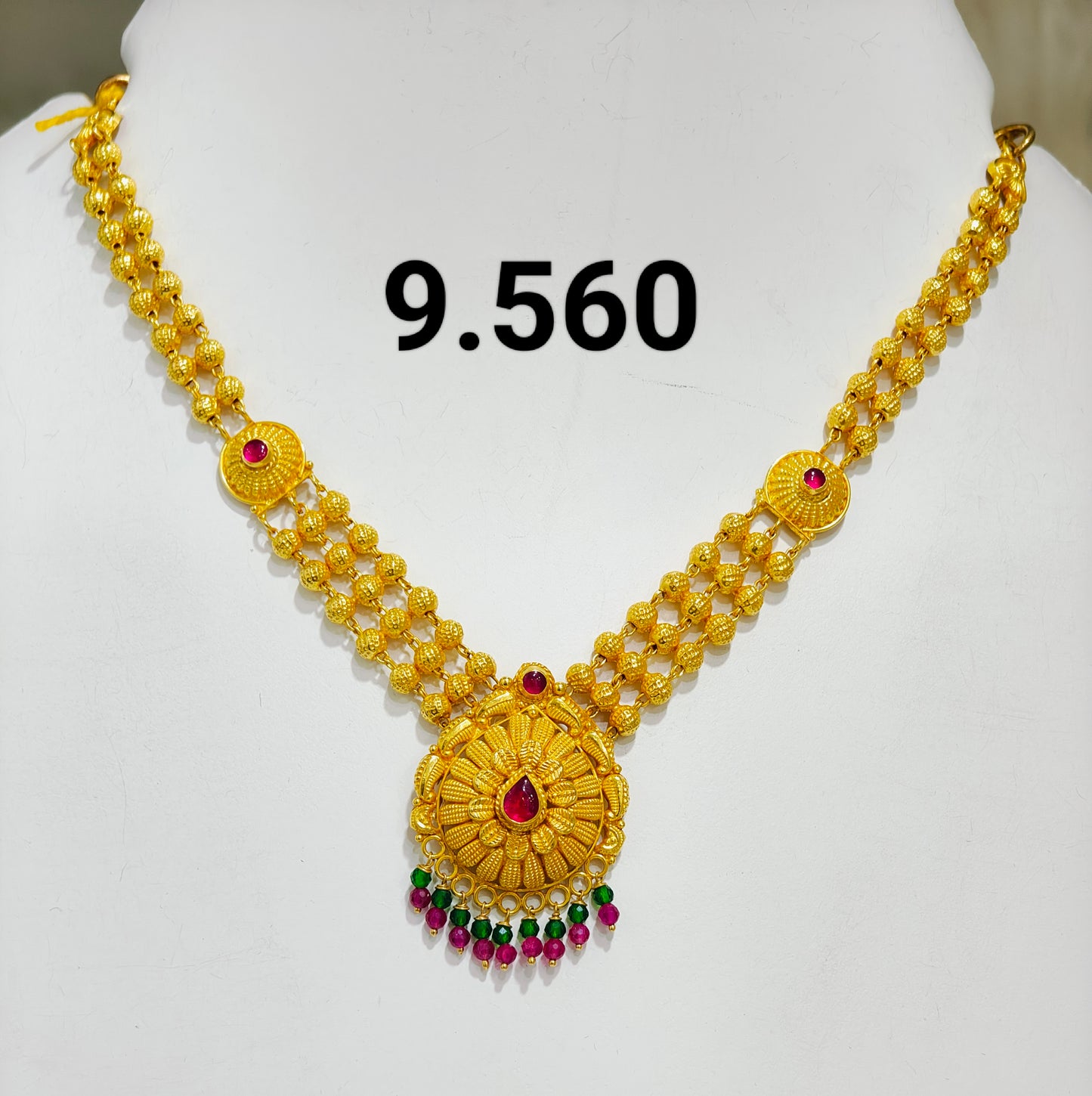 Temple short necklace 074