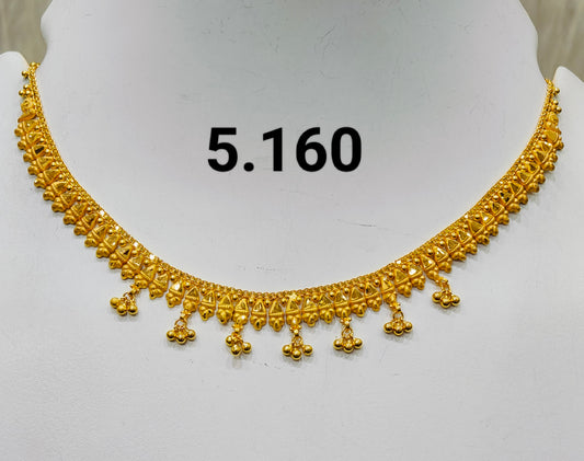 Short regular necklace 251