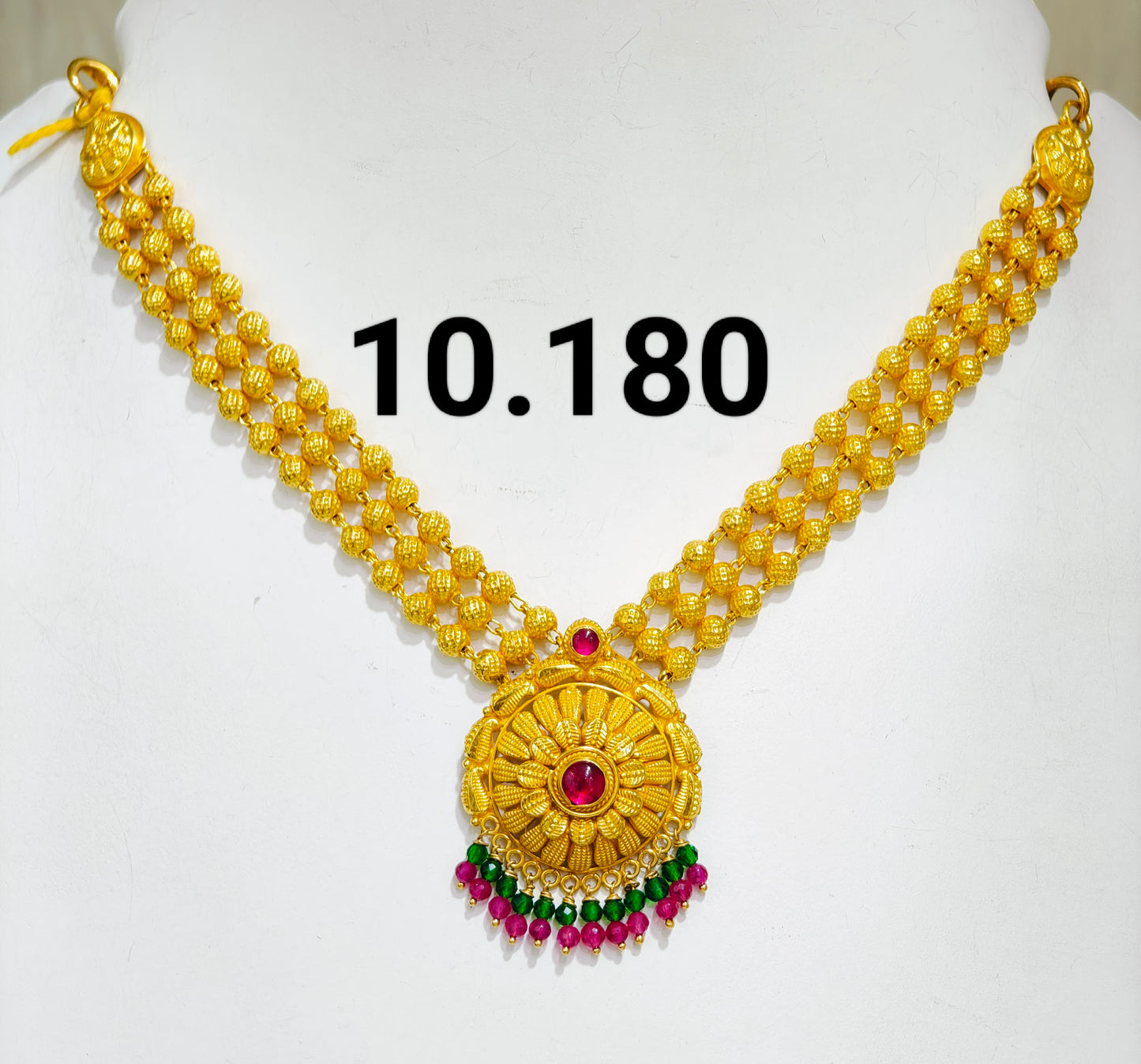 Temple short necklace 071