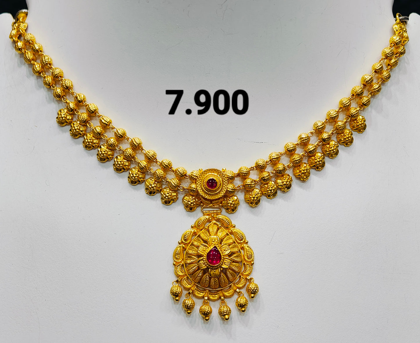 Temple short necklace 096