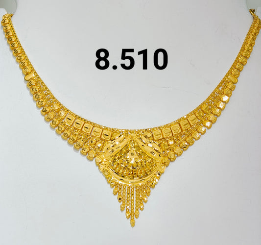 Short regular necklace 297