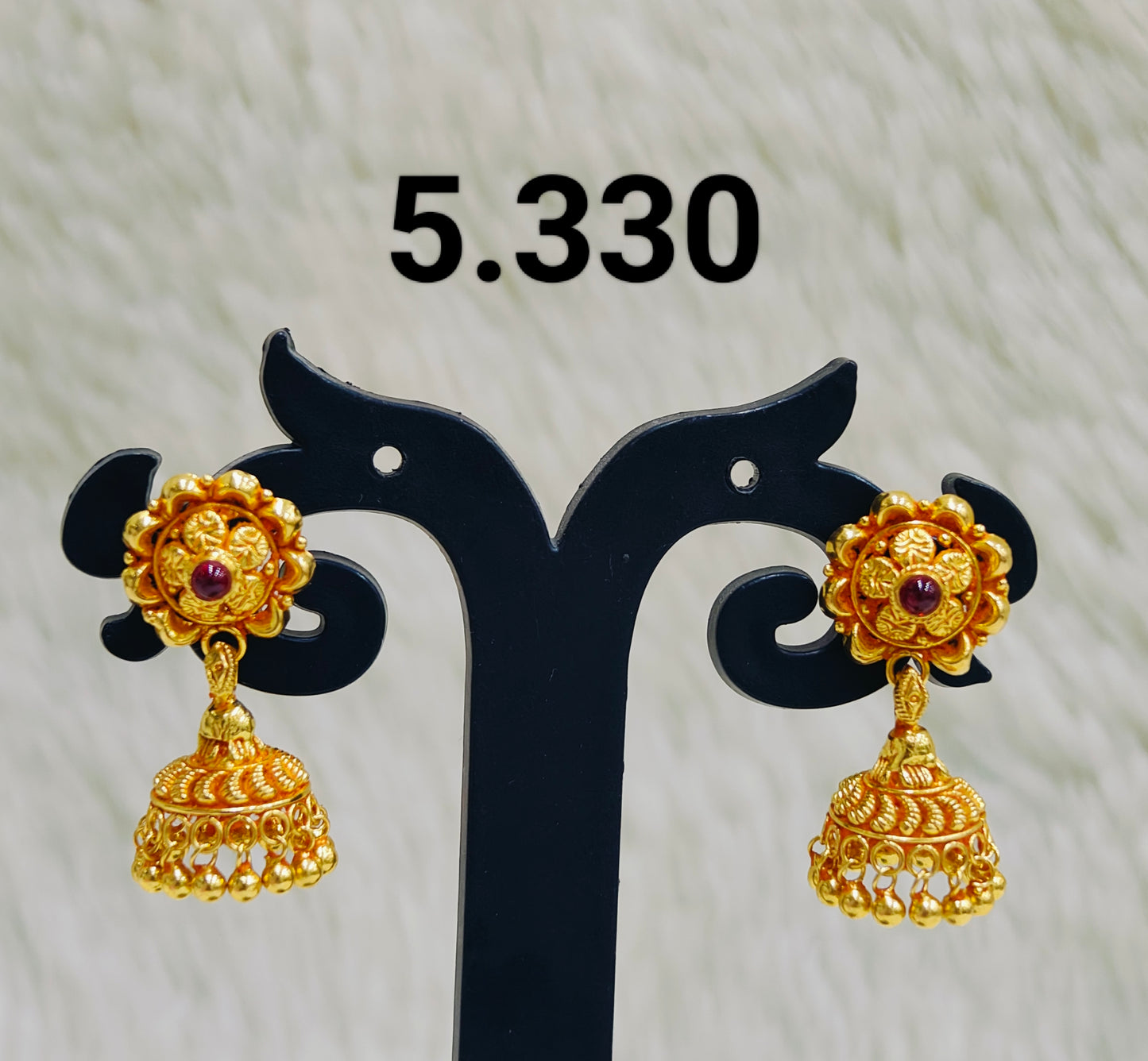 Temple jhumka 044